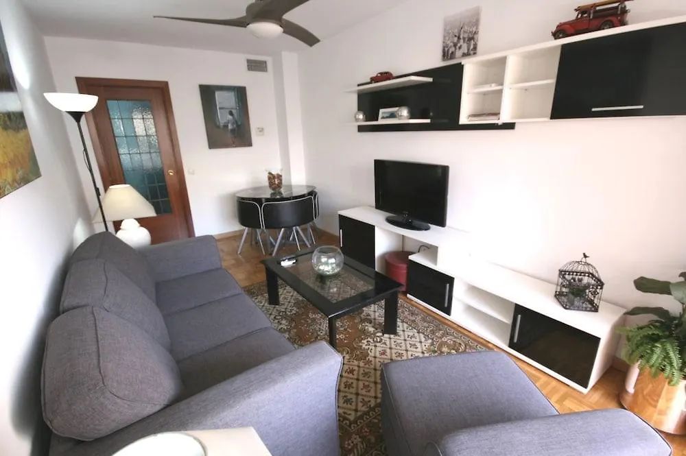 ***  מלון Edificio Hilera Grupalמאלגה ספרד